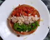 तिरंगा ब्रेड पिज़्ज़ा (Tiranga bread pizza recipe in Hindi) रेसिपी चरण 2 फोटो
