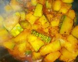कद्दू की खट्टी मिठी गुड़ की सब्जी (kaddu ki khatti meethi gur ki sabzi recipe in Hindi) रेसिपी चरण 6 फोटो