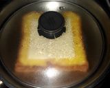 Foto langkah ke 4 dari resep Roti Panggang isi Keju.
