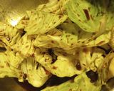 A picture of step 1 of Sweet and Spicy Fermented Cabbage 2023.