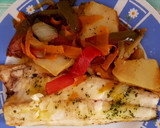 Foto del paso 5 de la receta: Lubina al horno con verduras y patatas.🐟🐟