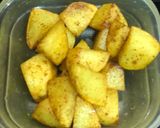 A picture of step 1 of Cauliflower Sabji/Aloo-Phulkopir Dalna: Typical Bengali Style (No Onion-Garlic).