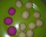 Foto langkah ke 6 dari resep Klepon ubi Merah Putih.