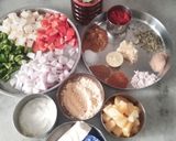 A picture of step 1 of Paneer Tikka Cheesy Discs.