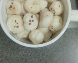 A picture of step 1 of Sabut dana makhana kheer.