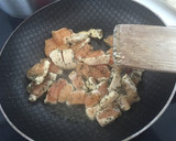 Foto del paso 4 de la receta: Pasta integral con pollo y guacamole