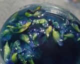 Foto langkah ke 1 dari resep Nasi gurih biru magic com (bunga telang).