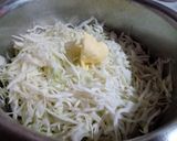 A picture of step 2 of Steamed cabbage.