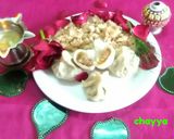 A picture of step 8 of Ukadiche Modak.