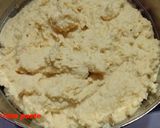 A picture of step 2 of Moongdal puttu.