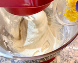 Foto del paso 3 de la receta: Brioche navideño con mermelada de frambuesas