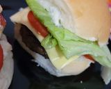 A picture of step 3 of Beef burger.