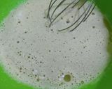 Foto langkah ke 3 dari resep Bolu Kukus Mini Pisang Ambon tanpa Mixer.