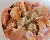รูปขั้นตอนการทำที่ 1 ของ ข้าวหน้าไก่และไข่แบบญี่ปุ่น (Oyakodon)