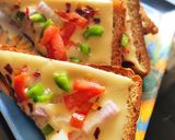 A picture of step 4 of Cheese chilli toast.