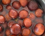 A picture of step 7 of Mawa gulab jambu.
