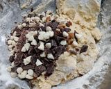 Foto del paso 4 de la receta: Galletitas con chips y nueces