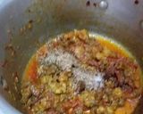 A picture of step 5 of Qeema Pyaz.