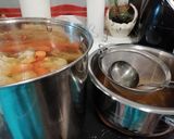 Húsleves főtt falatkákkal recept fázis 9 fotója