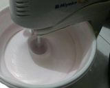 Foto langkah ke 9 dari resep Es Cream Ngirit Maknyez.