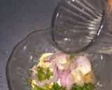A picture of step 3 of Onion Pakore.