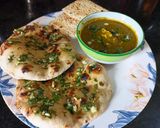 A picture of step 8 of Lasooni Palak Paneer With Garlic Naan.