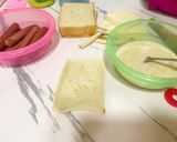 A picture of step 1 of Sausage Bread Roll.
