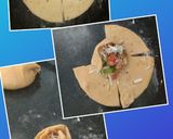 A picture of step 3 of Wheat flour rose buns.