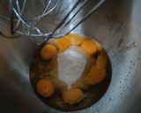 Foto del paso 1 de la receta: Budín con pasas