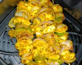 A picture of step 7 of Paneer Tikka Restaurant Style.