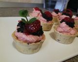 Foto del paso 5 de la receta: Mini tartaletas con mousse de salmonete marinado
