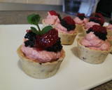Foto del paso 5 de la receta: Mini tartaletas con mousse de salmonete marinado