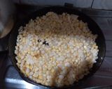 Foto del paso 1 de la receta: Tortas de mazorca con verduras