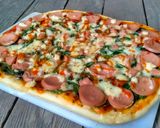 Foto langkah ke 7 dari resep Pizza Sayur Bayam Sosis Bolognese.