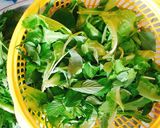 Hình bước làm 1 của món Gỏi cuốn tôm thịt
