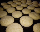 Foto del paso 7 de la receta: Alfajores de Coco y Dulce de Leche