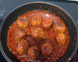 Foto del paso 7 de la receta: Albóndigas en salsa de tomate