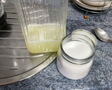 Foto del paso 3 de la receta: Polos de kiwi y limonada