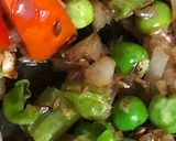 A picture of step 3 of Peas And Carrot Pulav.