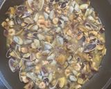 Foto del paso 4 de la receta: Espaguetis cremosa amb gambes, tellerines, xampinyons i formatges