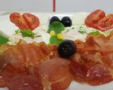 Pas rețetă Mic dejun delicios cu ouă, bacon, brânză 2 fotografie