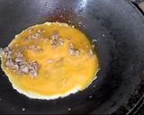 รูปขั้นตอนการทำที่ 6 ของ คั่วไข่ไก่สับ