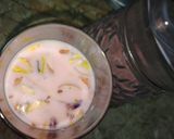 A picture of step 4 of Red Milky Drink.