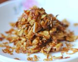 Foto langkah ke 1 dari resep Ayam Suwir Kecap.