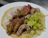 Foto del paso 13 de la receta: Wrap🌯de berenjenas tatemadas🌮, carne de cerdo🍖 y aderezo de yogur🍆🥙🥩