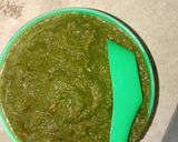 A picture of step 2 of Pudina chutney.