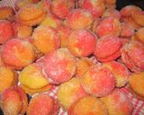 Pas rețetă Fursecuri 🍑 Piersici 🍑 umplute cu nuca și gem de piersici 2 fotografie