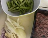 Foto langkah ke 1 dari resep Buncis Daging Sapi Cincang.