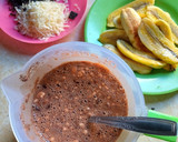 Foto langkah ke 3 dari resep Dadar Gulung Pisang Coklat.