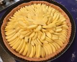 Une image de l'étape 4 de Maxi tarte pommes pralines roses (pâte brisée épeautre lait pralines roses).